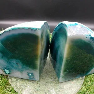 Blue Agate Book End - Agate Half Geode Book End Rock Formation - Lovely Book End