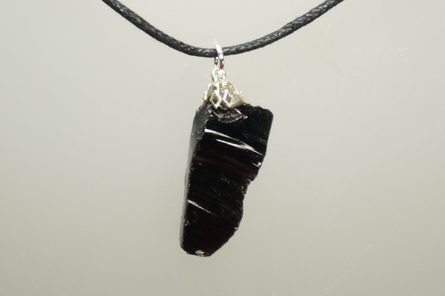 Natürliche schwarze Obsidian Halskette Heilkristall Zubehör Sternzeichen Mineralstein