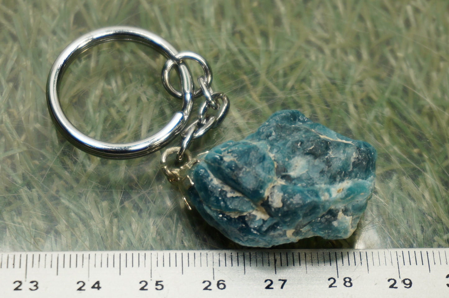 Natürlicher blauer Apatit-Kristall-Schlüsselanhänger