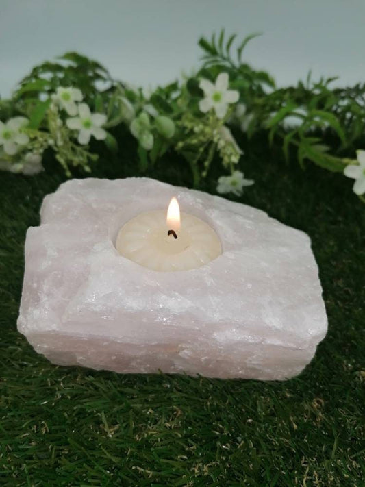 Kerzenhalter aus Rosenquarzkristall