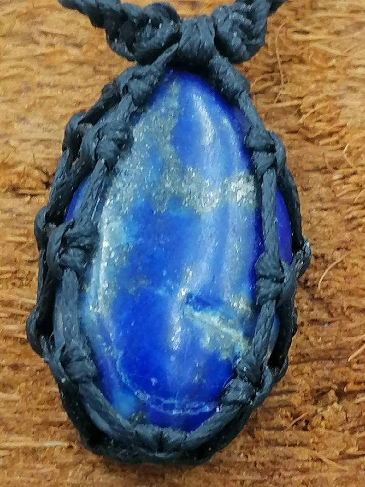 Natural Lapis Lazouli Χειροποίητο τυλιγμένο κολιέ μακραμέ - Θεραπευτική πέτρα - Ιδέα δώρου - Προστασία
