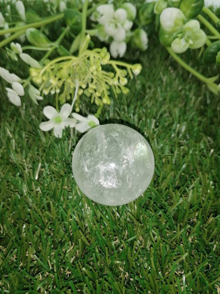 Crystal Quartz Sphere ~ τέλειο για κρυσταλλική θεραπεία, κρυστάλλινο πλέγμα, κρυστάλλινη μπάλα ~ Μεταφυσική θεραπεία, διαλογισμό