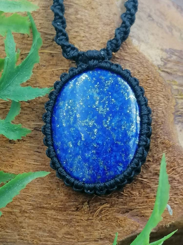 Natural Lapis Lazouli Χειροποίητο τυλιγμένο κολιέ μακραμέ - Θεραπευτική πέτρα - Ιδέα δώρου - Προστασία