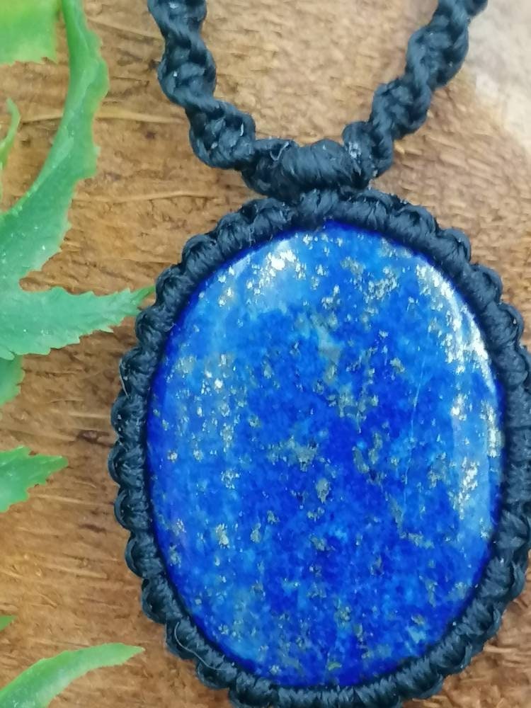 Natural Lapis Lazouli Χειροποίητο τυλιγμένο κολιέ μακραμέ - Θεραπευτική πέτρα - Ιδέα δώρου - Προστασία