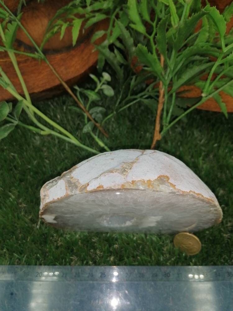 Natural Geode Agate with Quartz - Amazing Collector's Piece Extra Quality