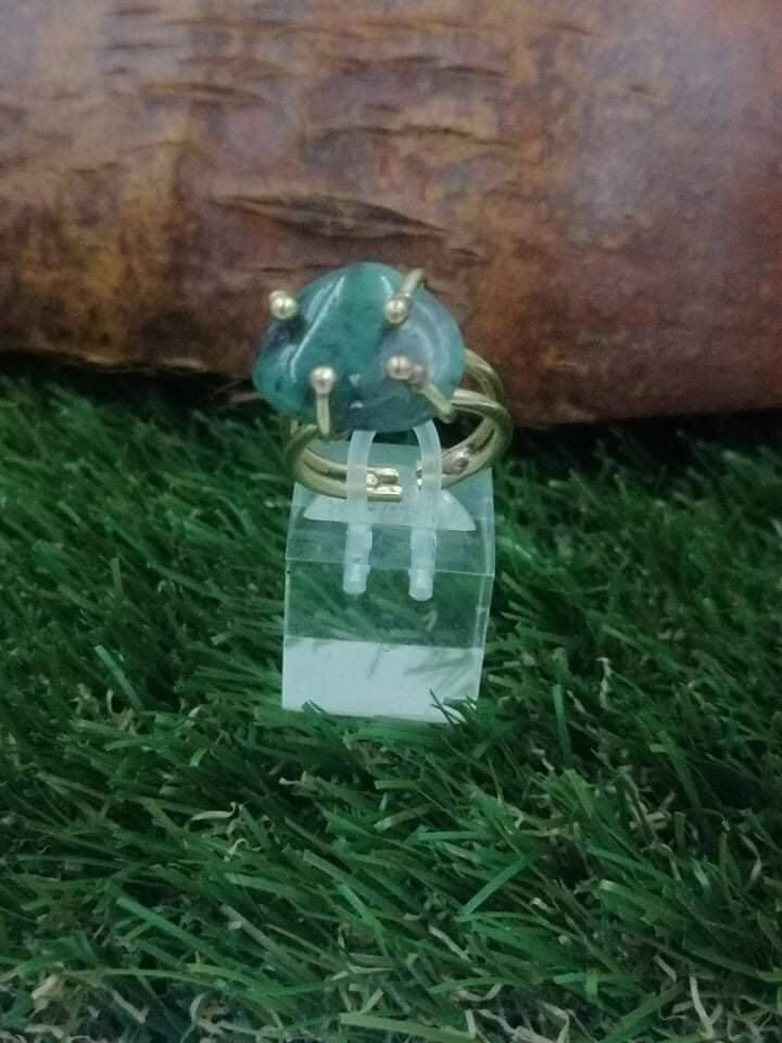 Χειροποίητο ορειχάλκινο δαχτυλίδι Emerald Crystal Gift Idea Healing Crystal- Master Healer, Ευθυγράμμιση Τσάκρα, Προστασία Αύρας, Ενισχυτής