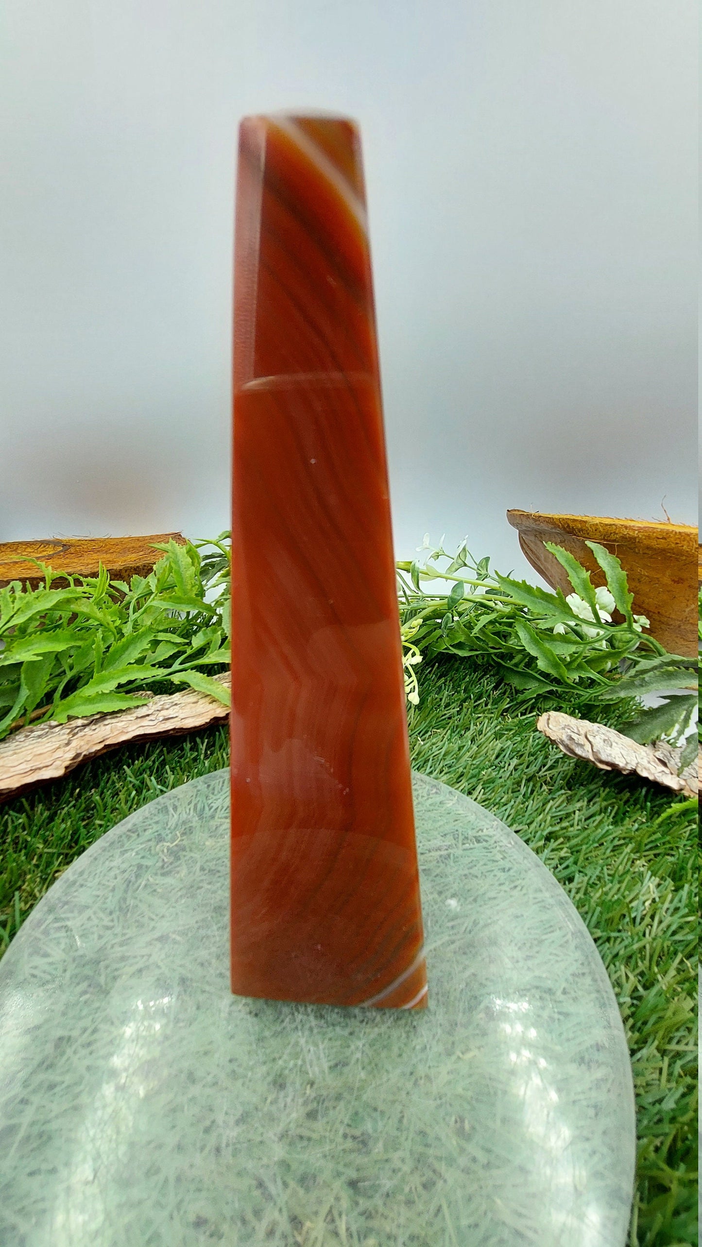 Natürlicher Achat-Spitzenturm / Obelisk / Spitzenstab-Heilkristall