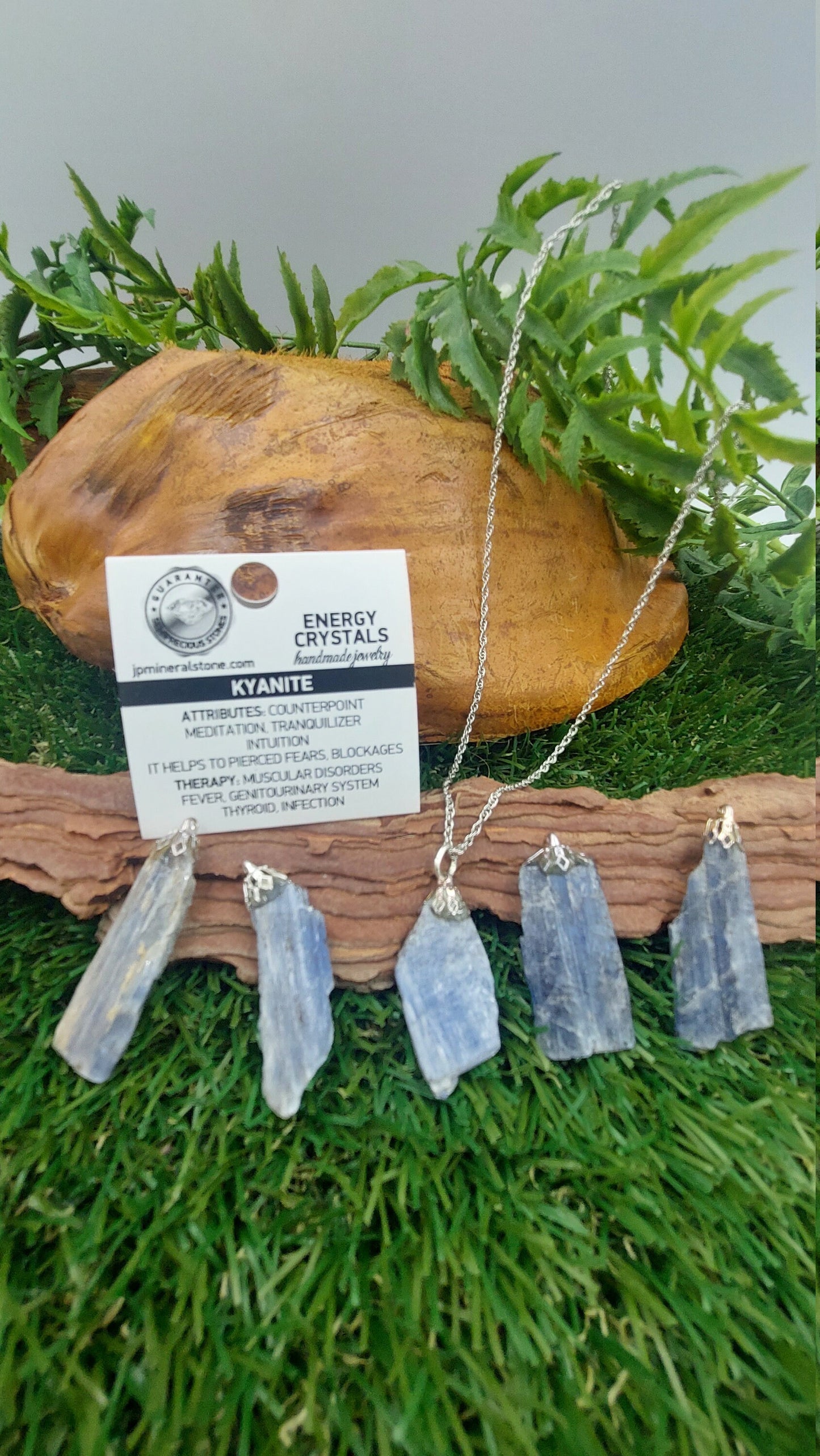 Natürliche blaue Kyanitklinge Sterling Stahl Halskette Heilkristall Zubehör Sternzeichen Mineralstein