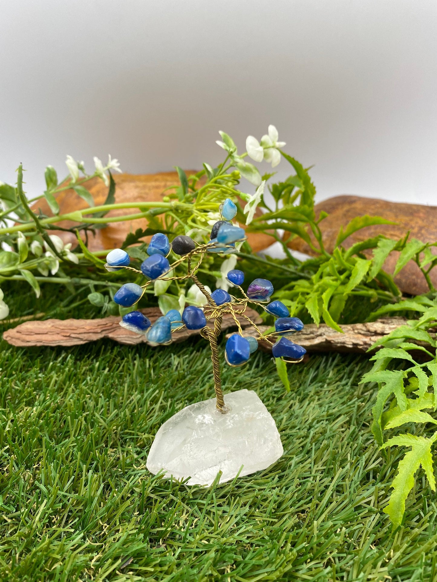 Blue Agate Crystal Tree of Life με Pointy Quartz ως βάση - Σπιτικό- Crystal Tree of Life- Εξαιρετικό για δώρο