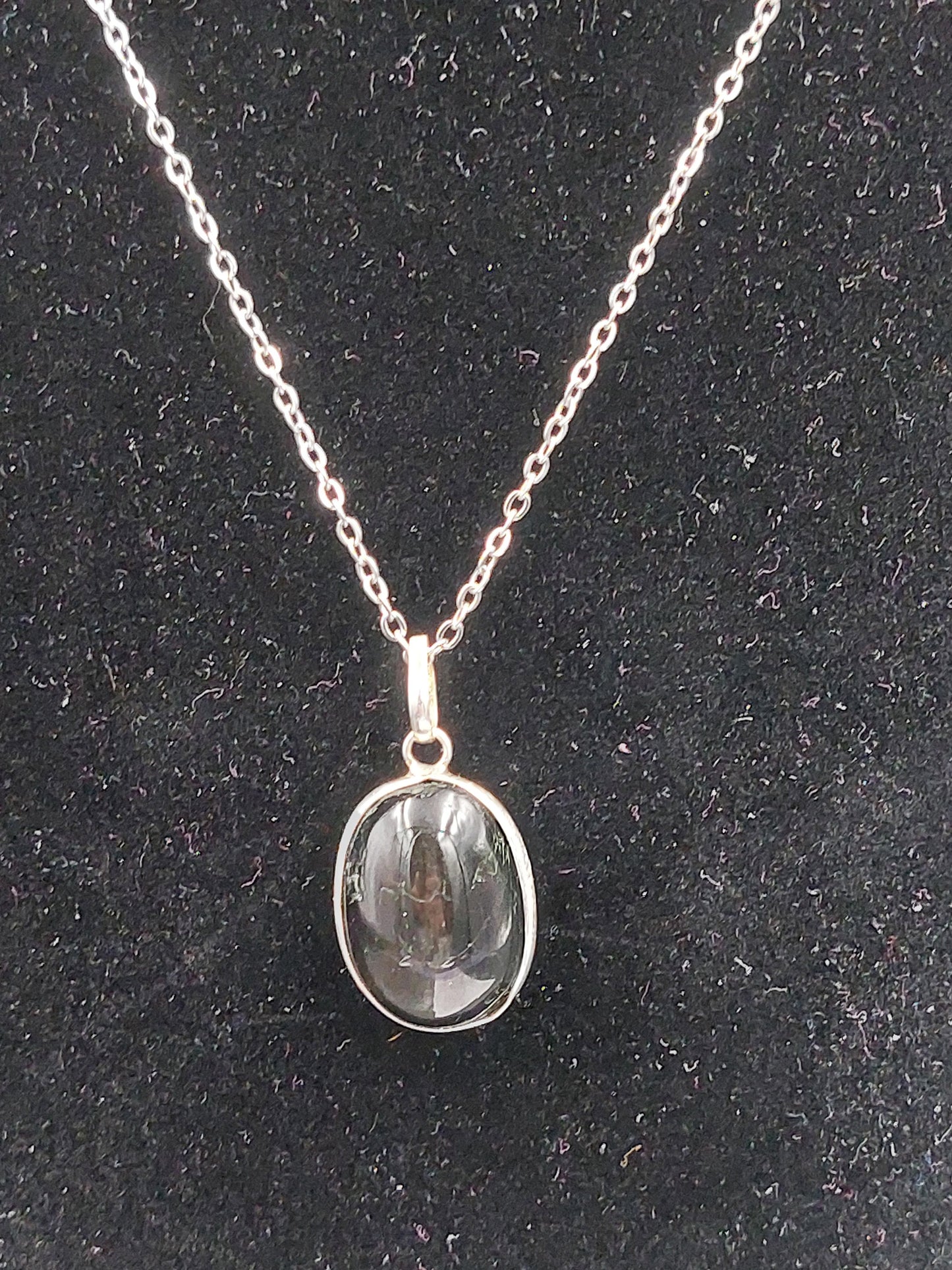 Luxuriöser schwarzer Sternrubin-Anhänger aus 925er Sterlingsilber mit Cabochonschliff, Heilkristall, Zubehör, Sternzeichen, Mineralstein