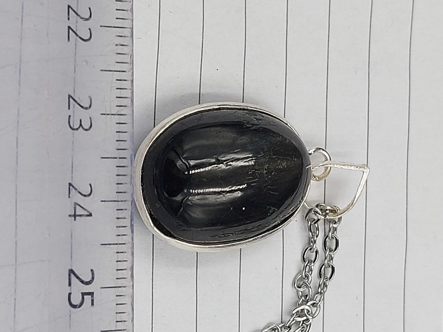 Luxuriöser schwarzer Sternrubin-Anhänger aus 925er Sterlingsilber mit Cabochonschliff, Heilkristall, Zubehör, Sternzeichen, Mineralstein
