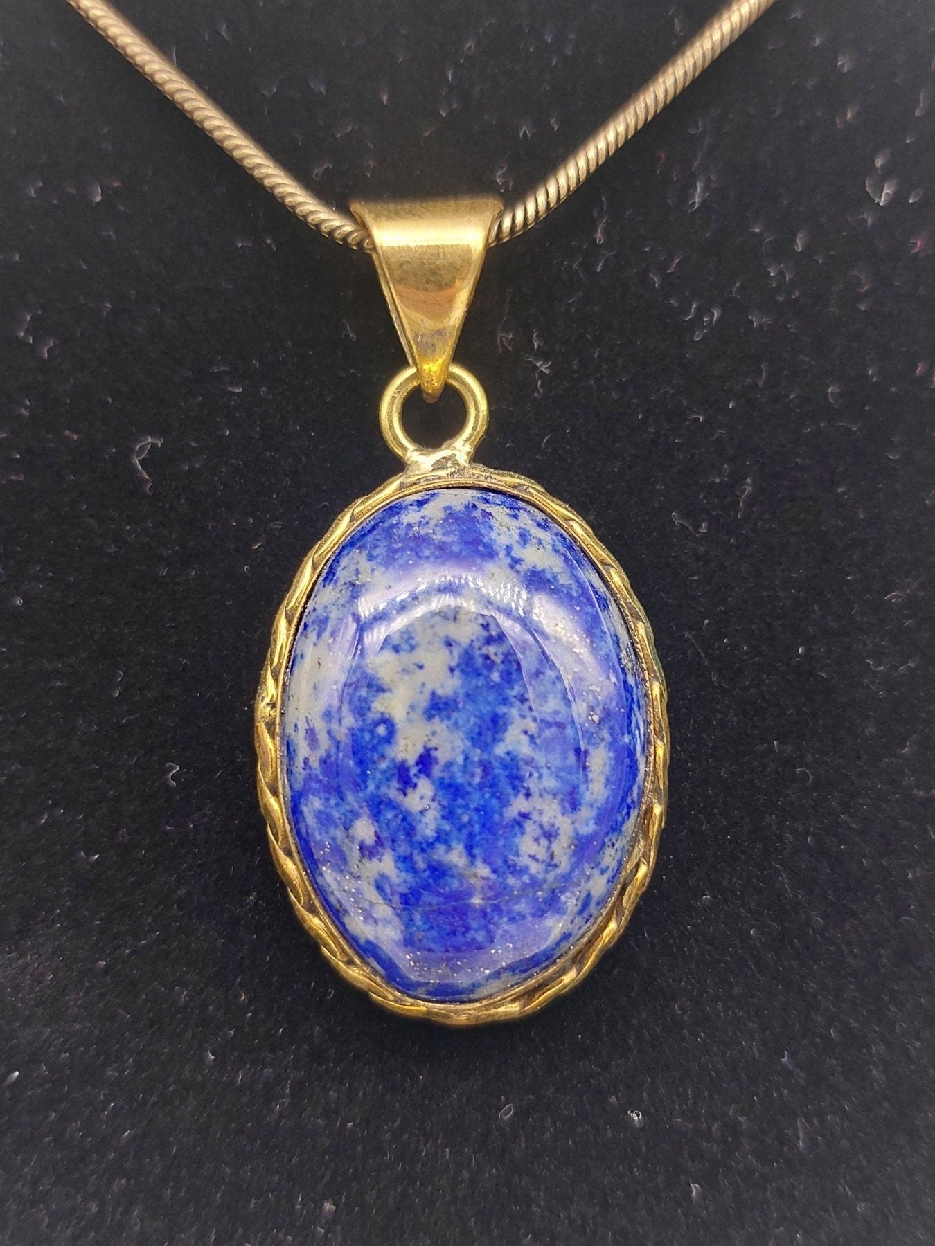 Lapislazuli Messing Anhänger Cabochon Schliff Heilkristall
