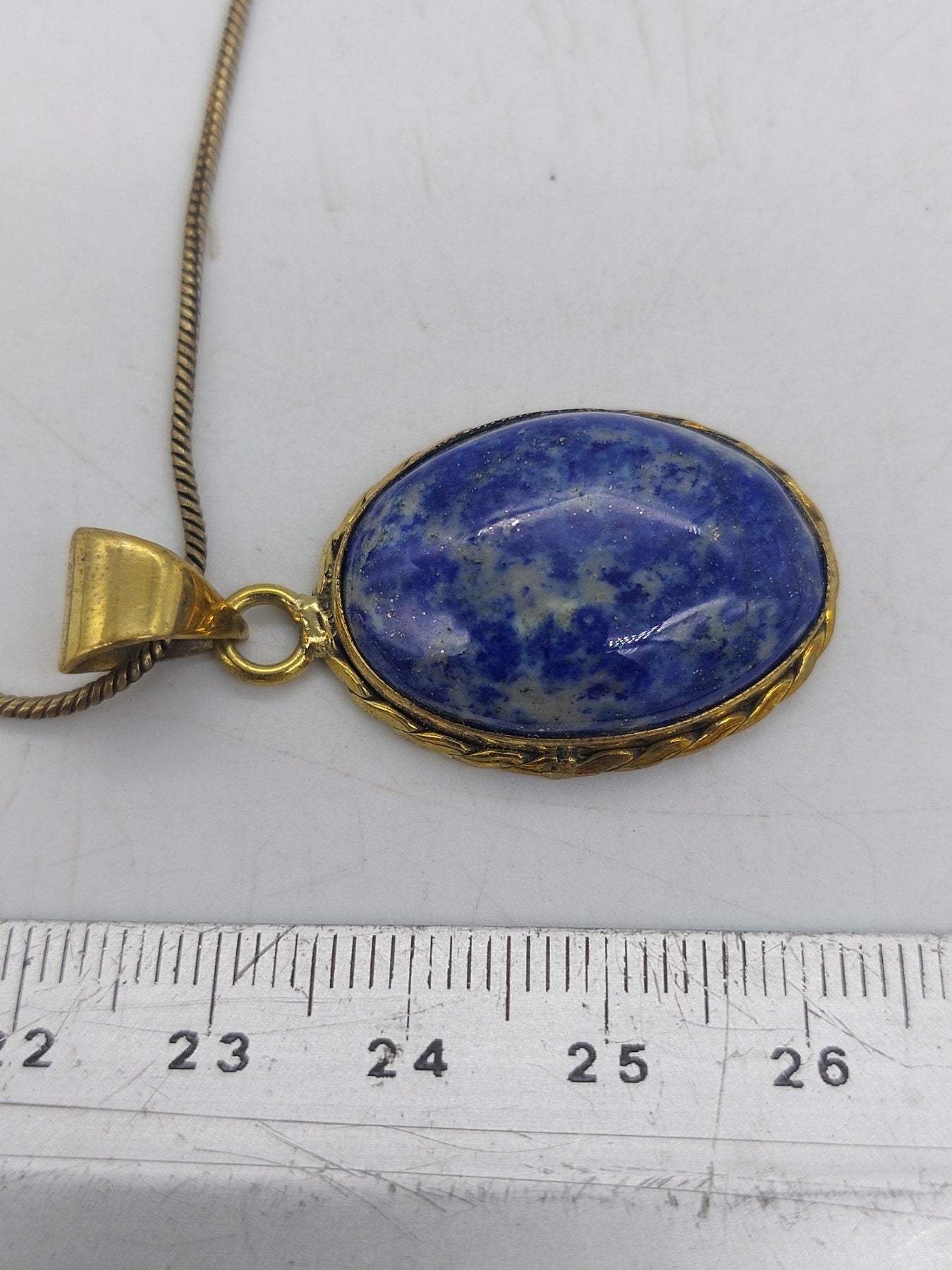 Lapislazuli Messing Anhänger Cabochon Schliff Heilkristall