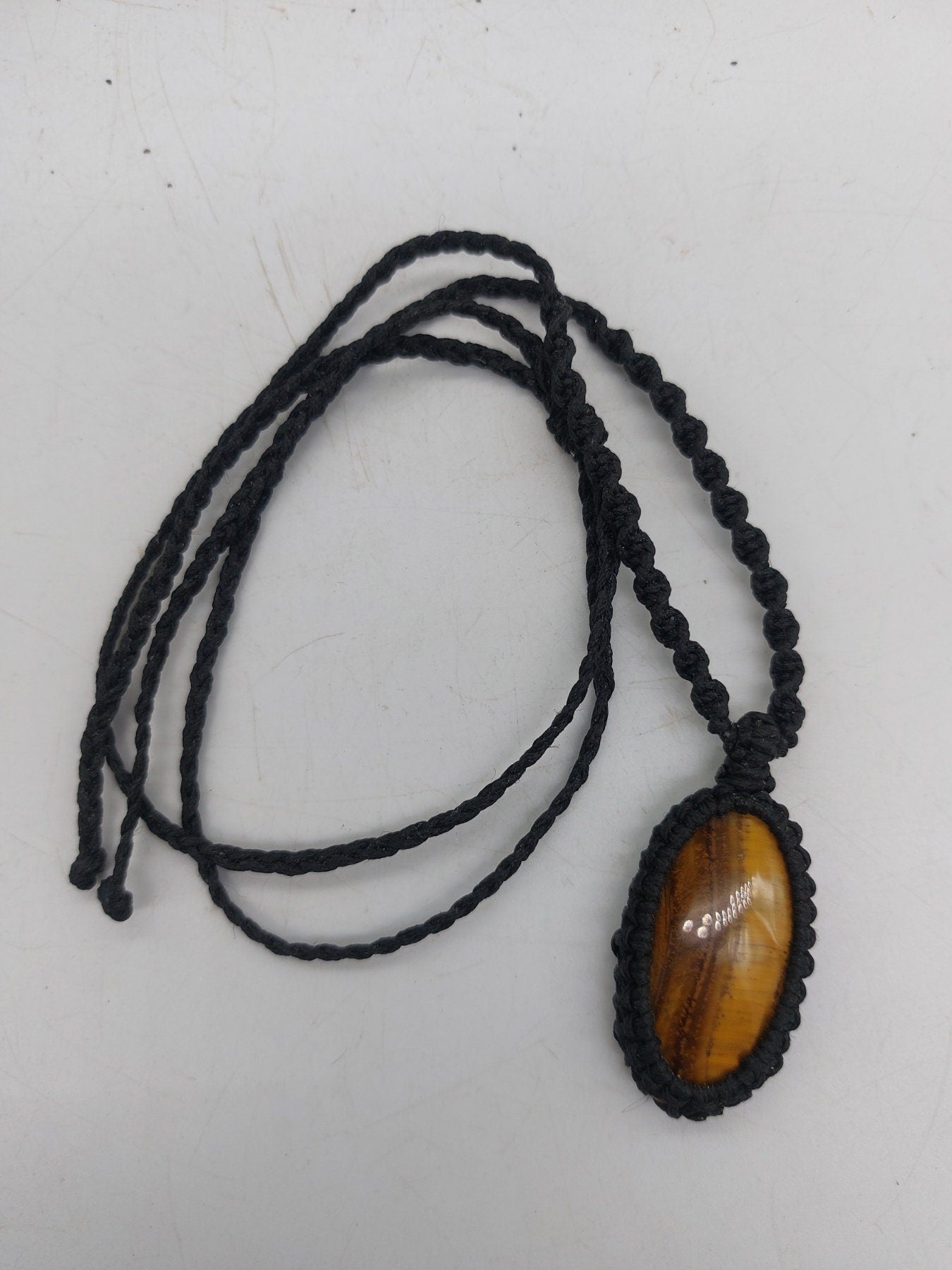 Κολιέ μακραμέ από κρύσταλλο Tiger's Eye