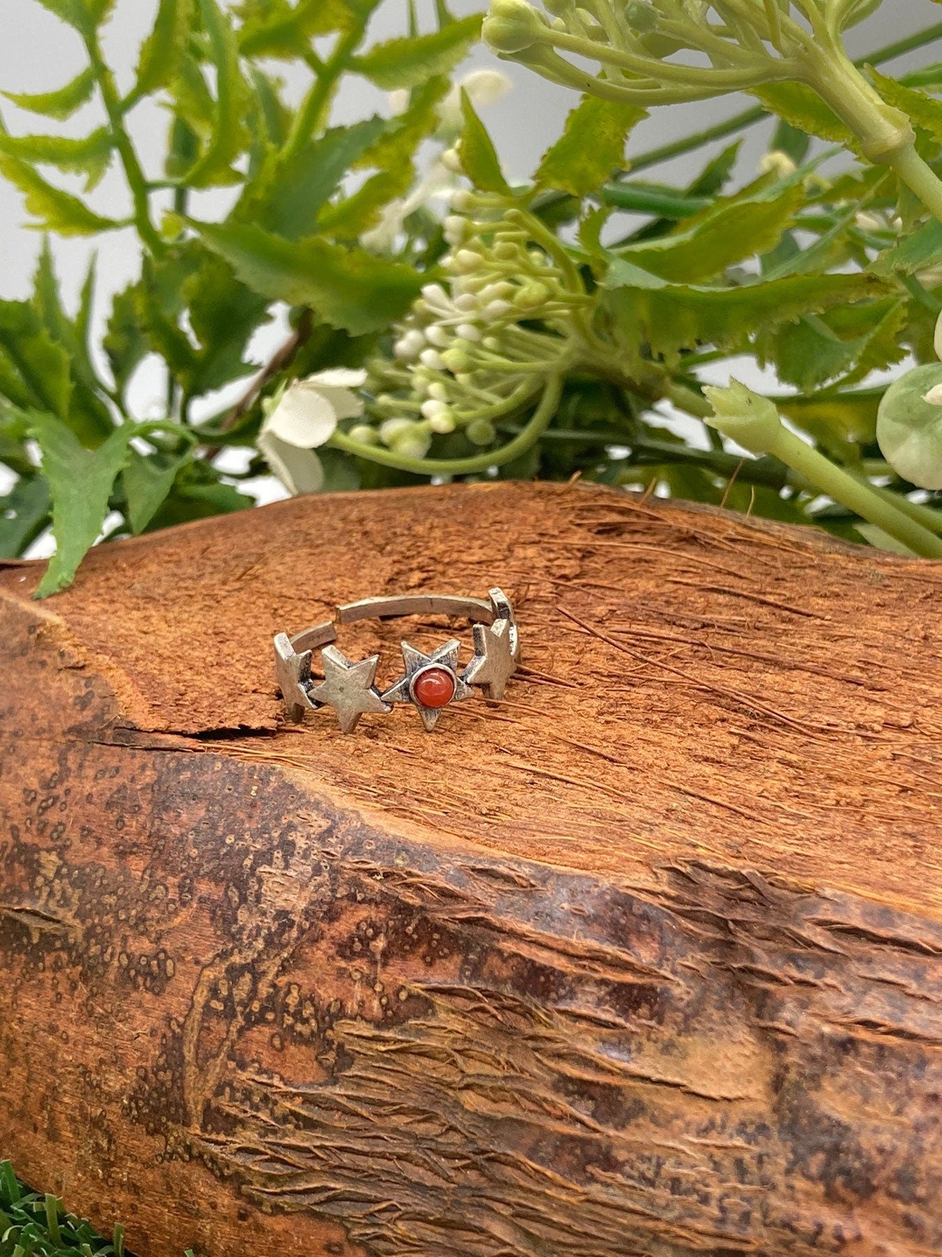 Ασημένιο ρυθμιζόμενο δαχτυλίδι Carnelian Crystal