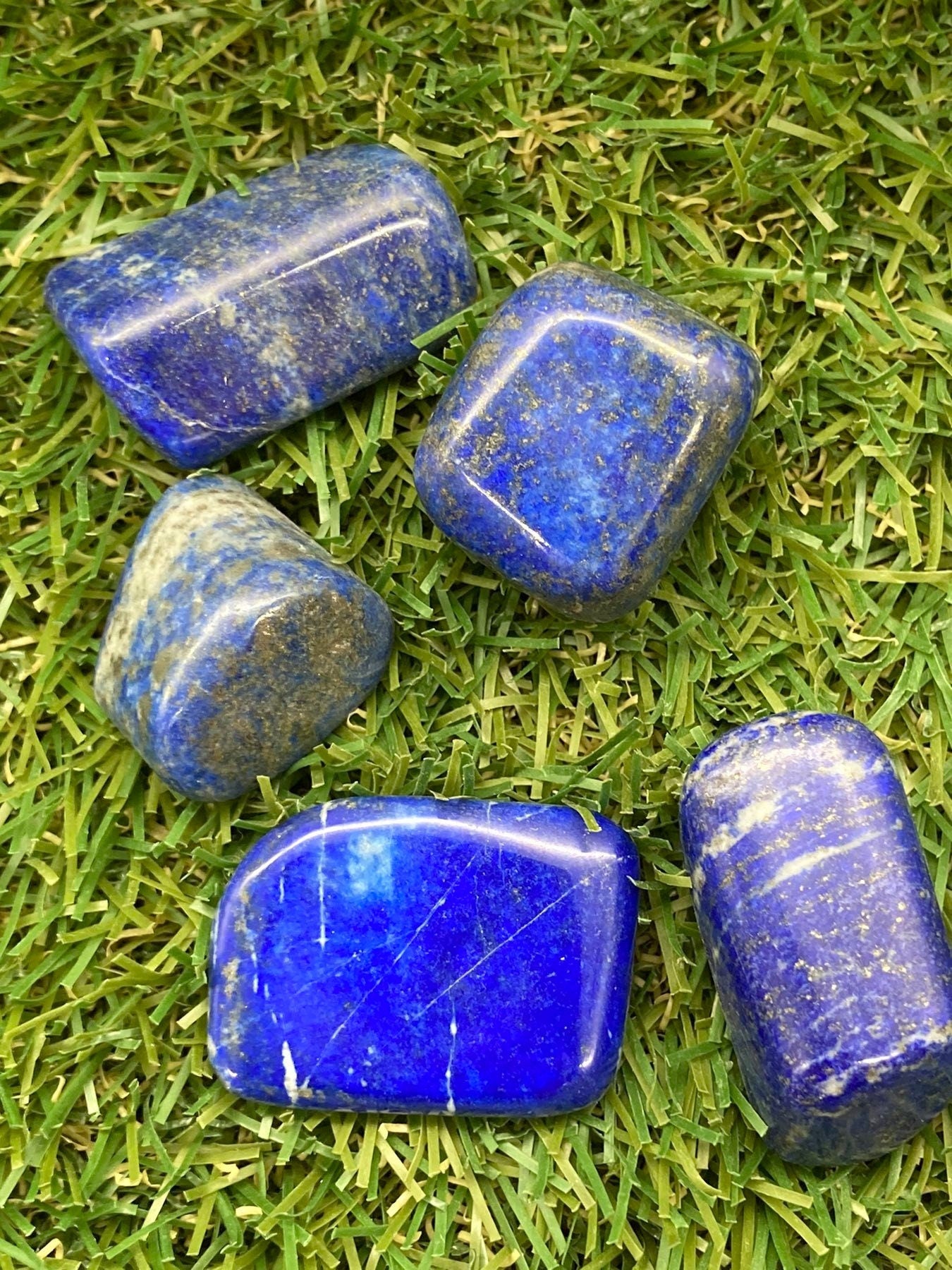 Lapislazuli polierte Kristalle - Lot
