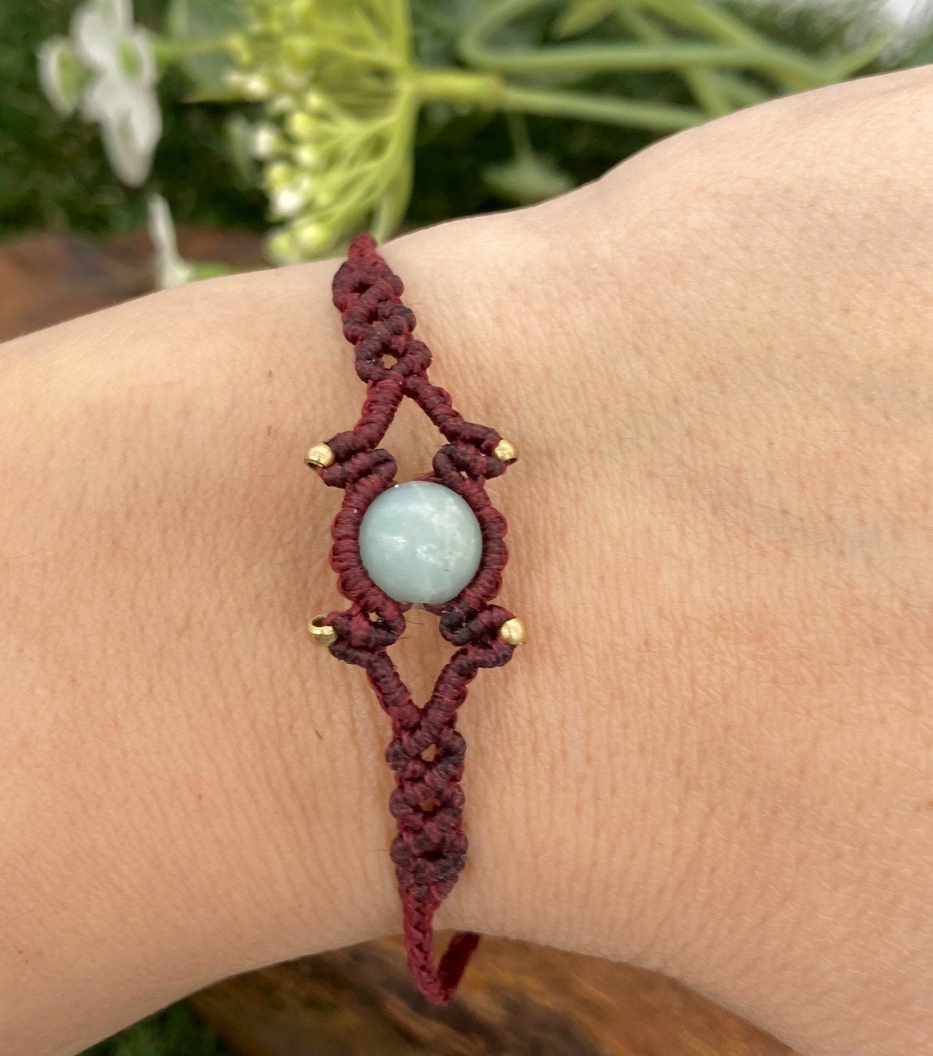 Geflochtenes Armband aus Amazonit-Makramee