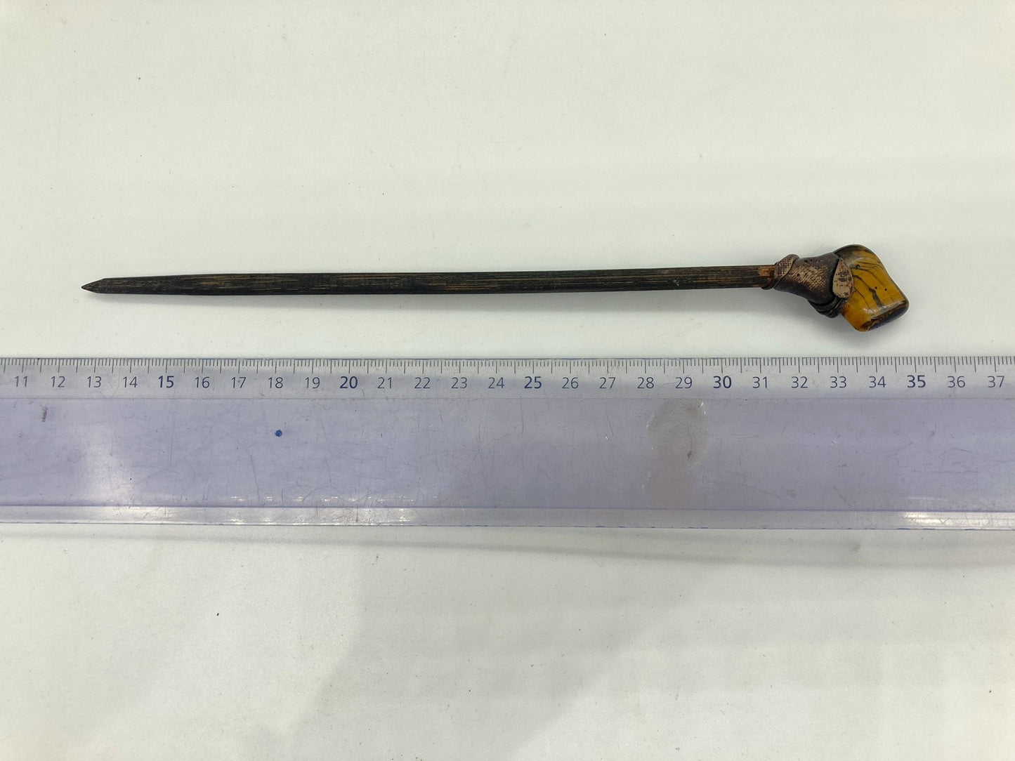 Natürlicher Tigerauge-Zauberstab aus Kristall - Feenstab - Zauberstab - Naturstab - Heilkristall - Sternzeichen-Mineralstein
