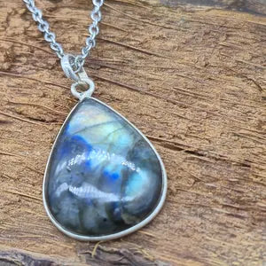 Flashy Labradorite Silver Bezel Necklace with Steel Chain, Crystal Necklace Gift for Men and Women