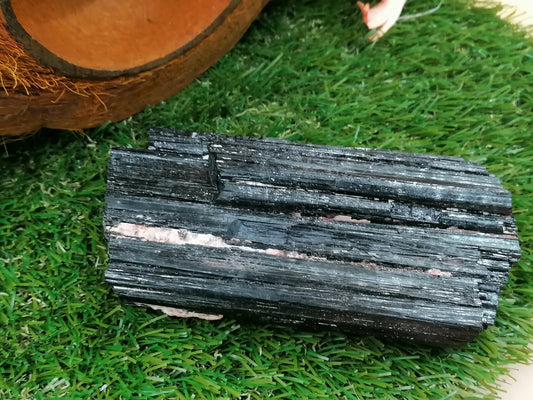 Μαύρη Τουρμαλίνη Schorl Crystal Protection Healing Mineral and Home Decor