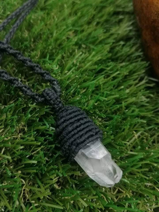 Κρύσταλλο χαλαζία Τραχιά ορυκτή πέτρα Brazilian Crystal Healing Makrame τυλιγμένο κολιέ Προστασία δώρου