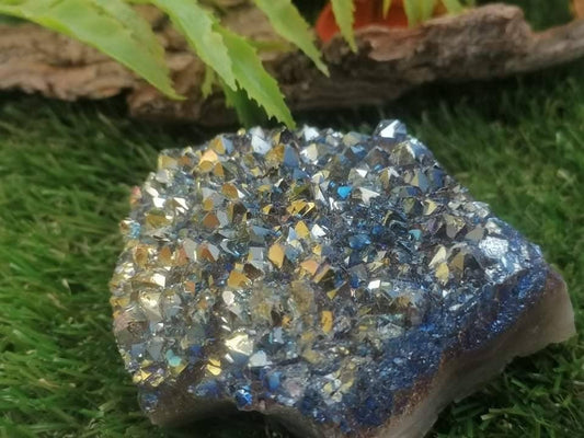Natürlicher Amethyst und Titanoxidation - Erstaunliches Sammlerstück von besonderer Qualität