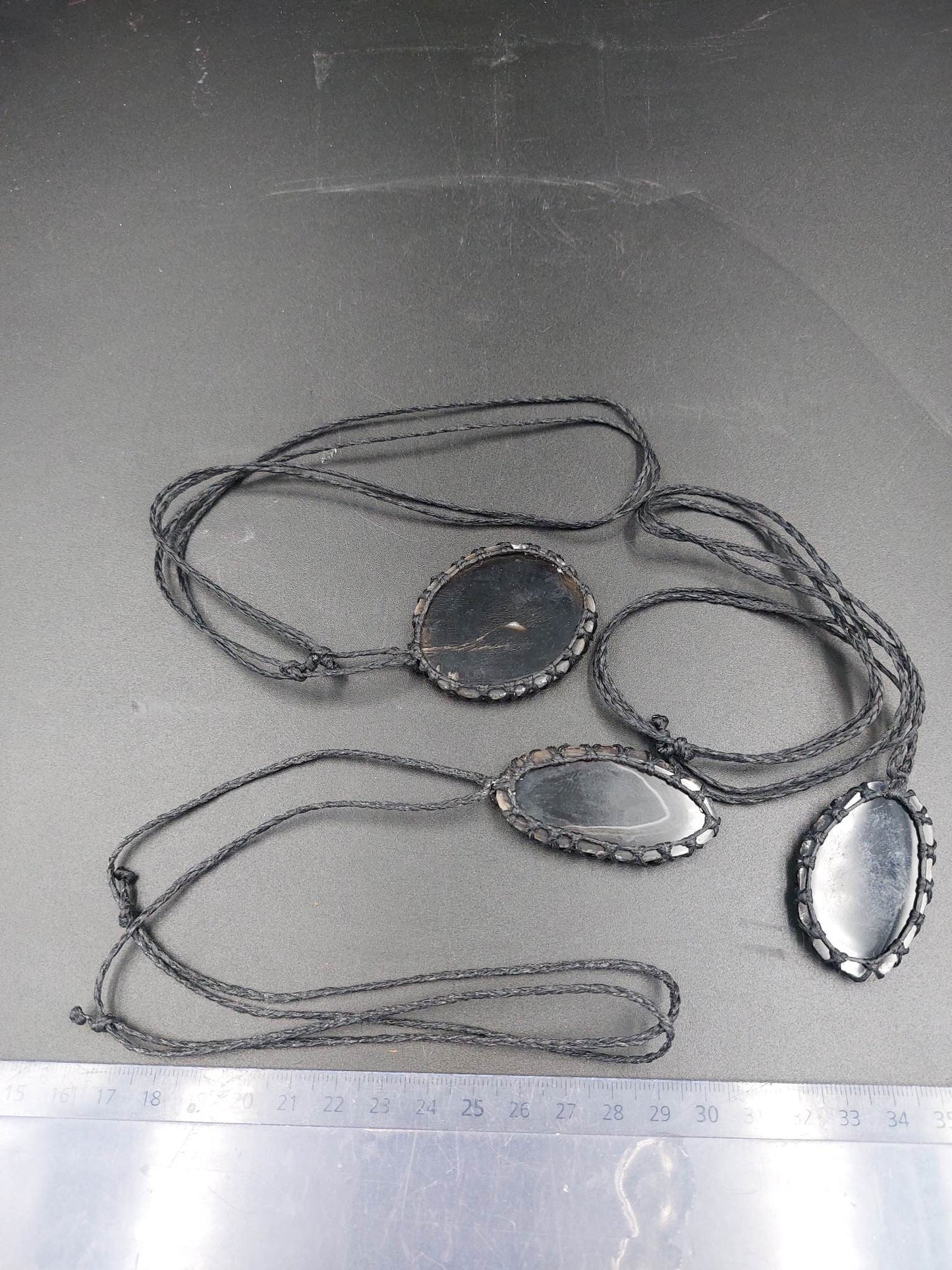 Natürliche schwarze Achat-Halskette, handgefertigt, Makramee-Halskette – Heilstein – Geschenkidee – Schutz