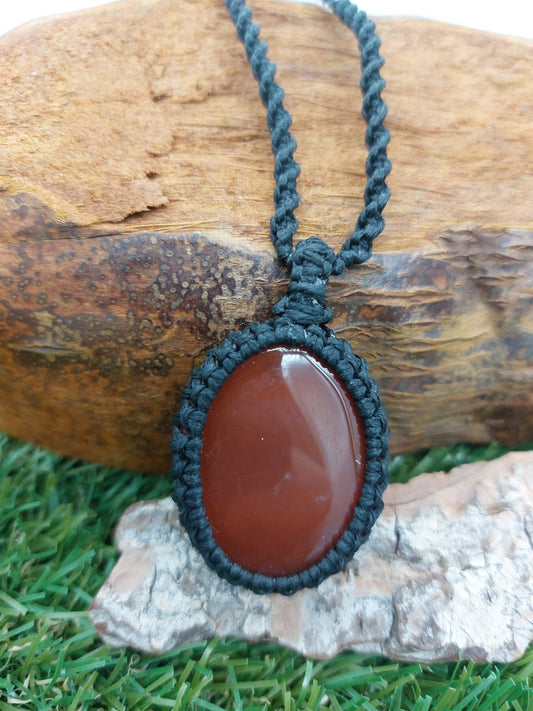 Κολιέ μακραμέ κρυστάλλου Carnelian