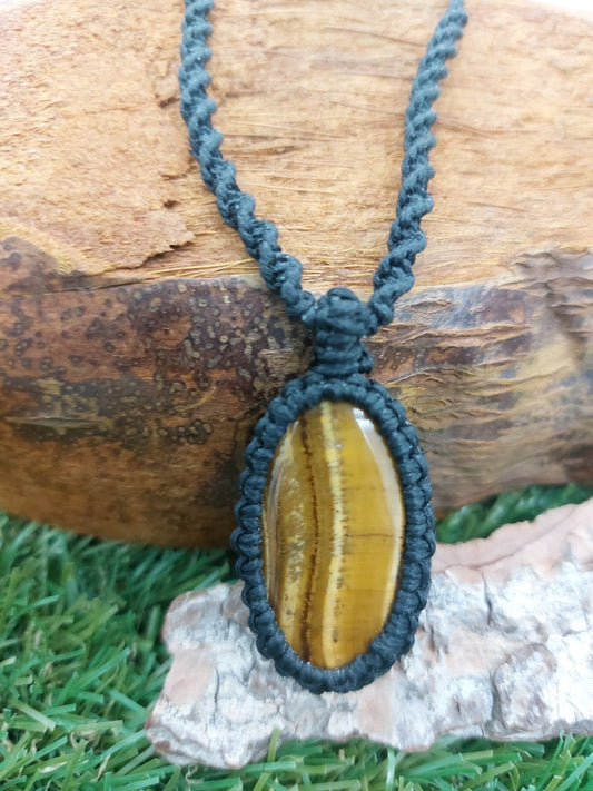 Κολιέ μακραμέ από κρύσταλλο Tiger's Eye