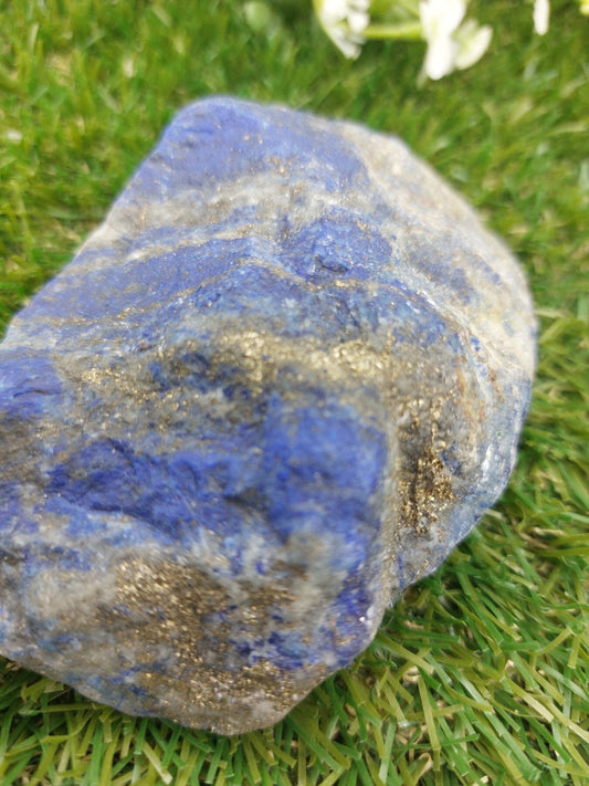 Lapislazuli mit Pyrit Sammlerstück Rohkristall