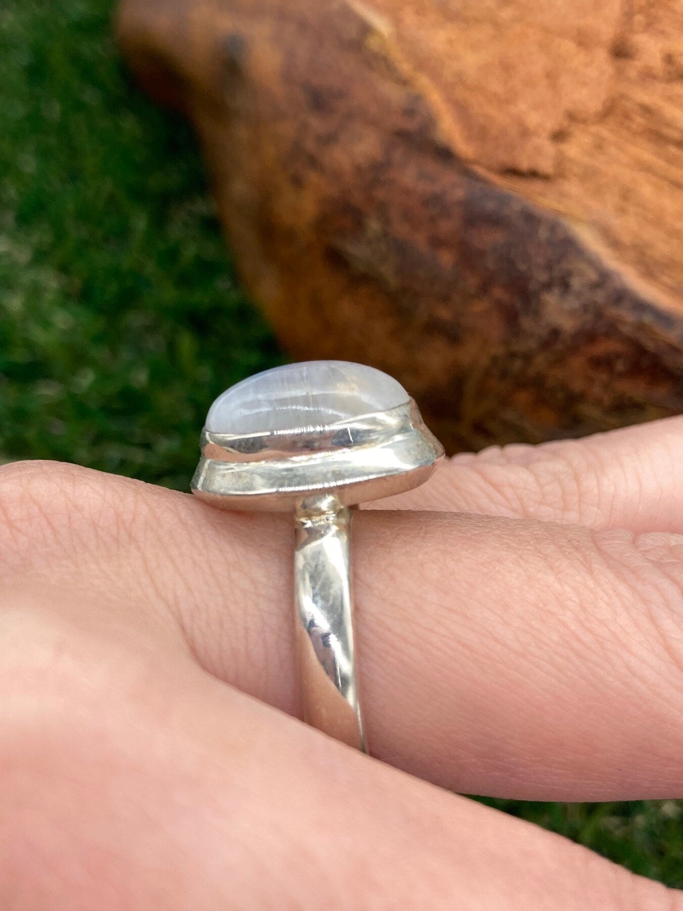 Δαχτυλίδι Rainbow Moonstone Crystal Sterling 925 Cabochon δαχτυλίδι κορυφαίας ποιότητας χειροποίητο